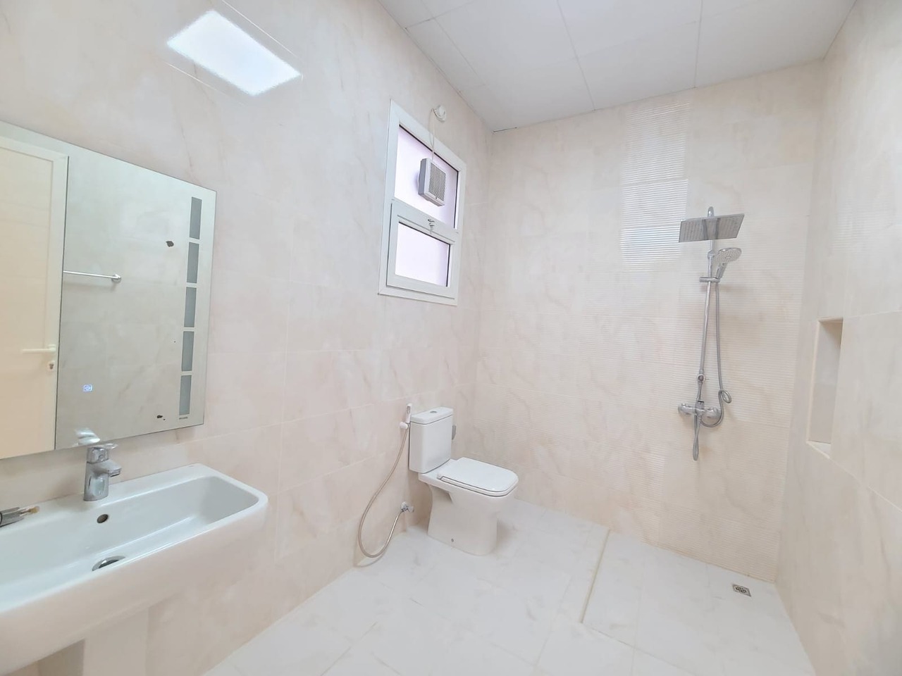 Tilal City, Private Villa